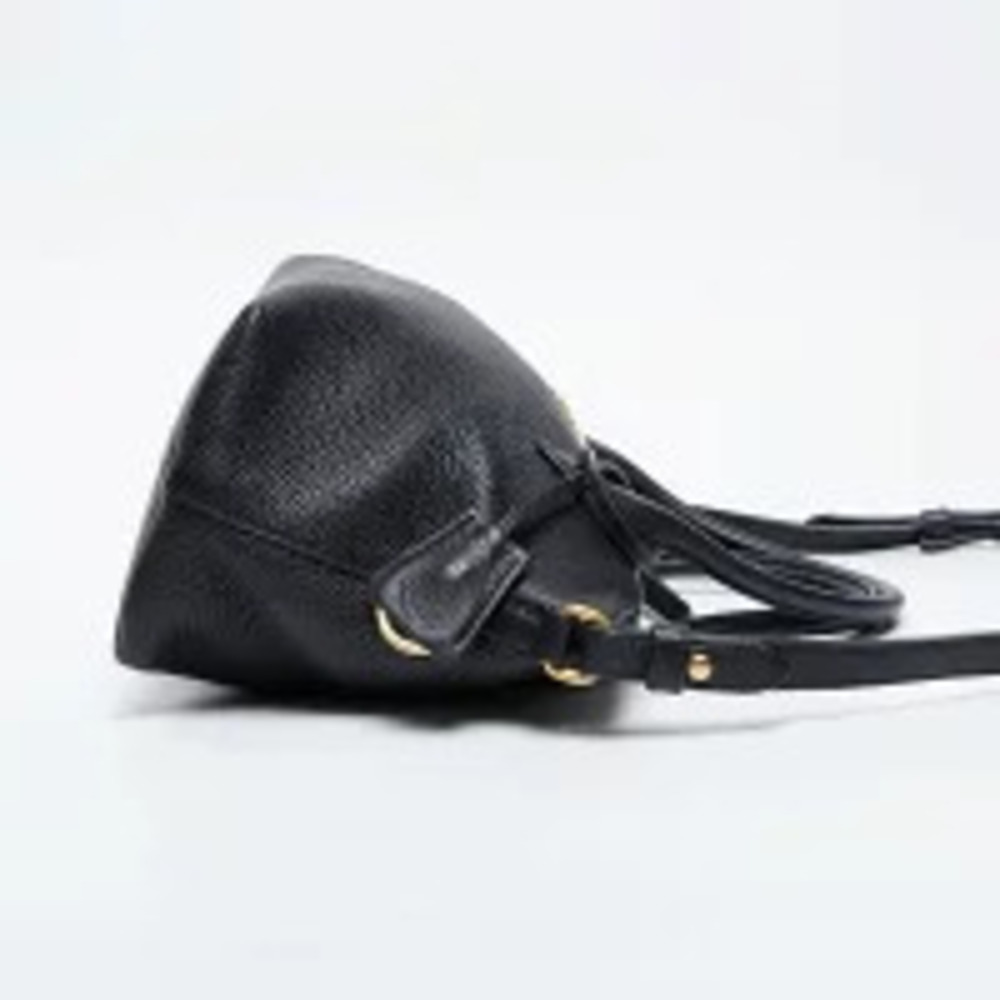 Prada Leather Shoulder Bag Black - Picture 5 of 13
